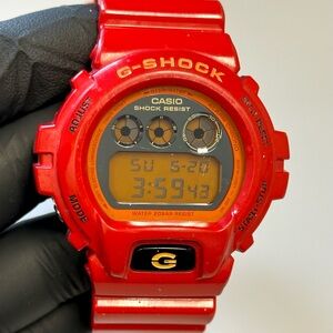 ((SOLD)) Casio G-Shock Crazy Colors DW-6900CB-4JF Digital 51mm Red Resin Watch
